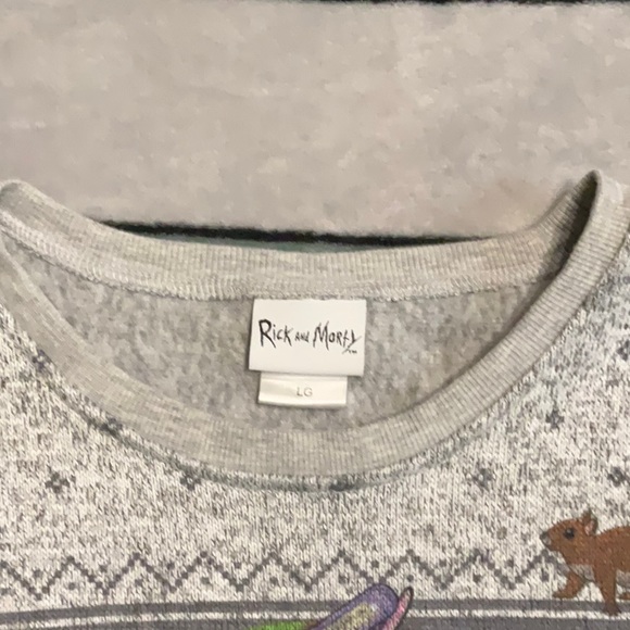 Rick and Morty Christmas sweater - Picture 5 of 14